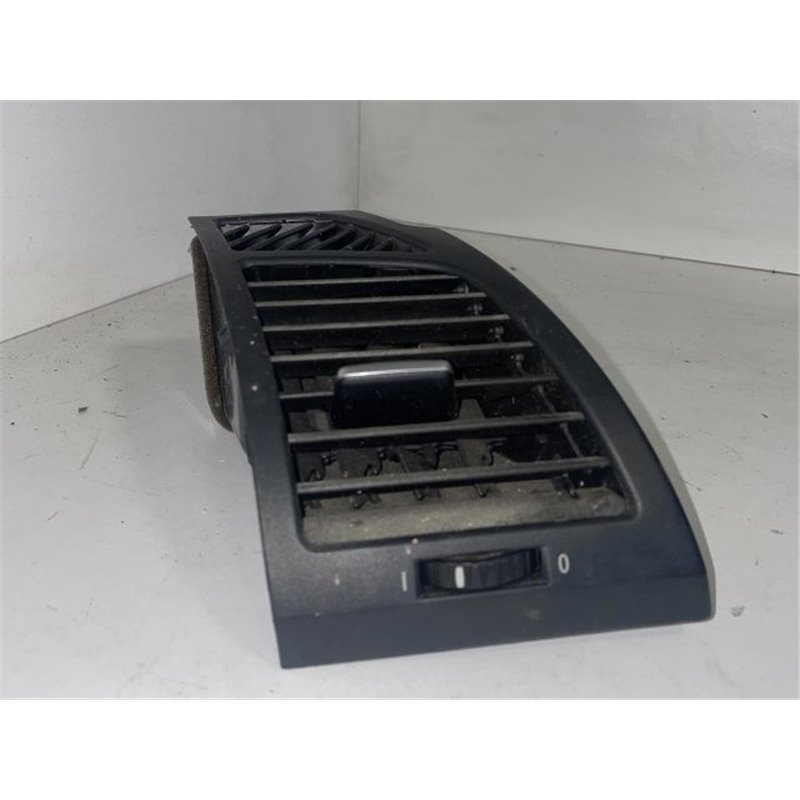 BMW 1 (E87) Jobb Szellőző