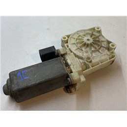 BMW 7 (E65, E66, E67) Jobb első Központizár Motor