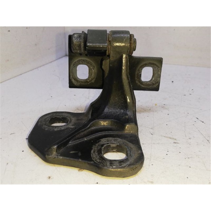 BMW 7 (E65, E66, E67) Bal első Alsó Zsanér