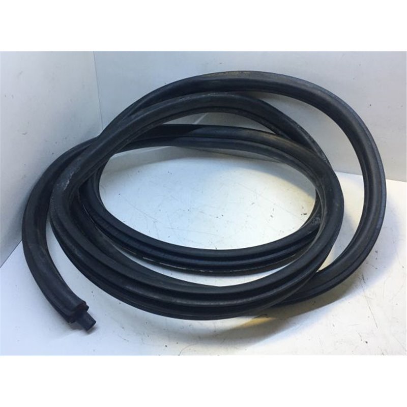 BMW 1 (E87) Jobb hátsó Gumikéder