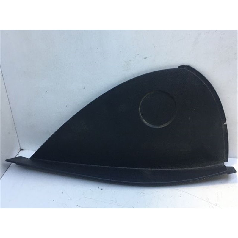 BMW 1 (E87) Jobb Műszerfal Oldalkárpit