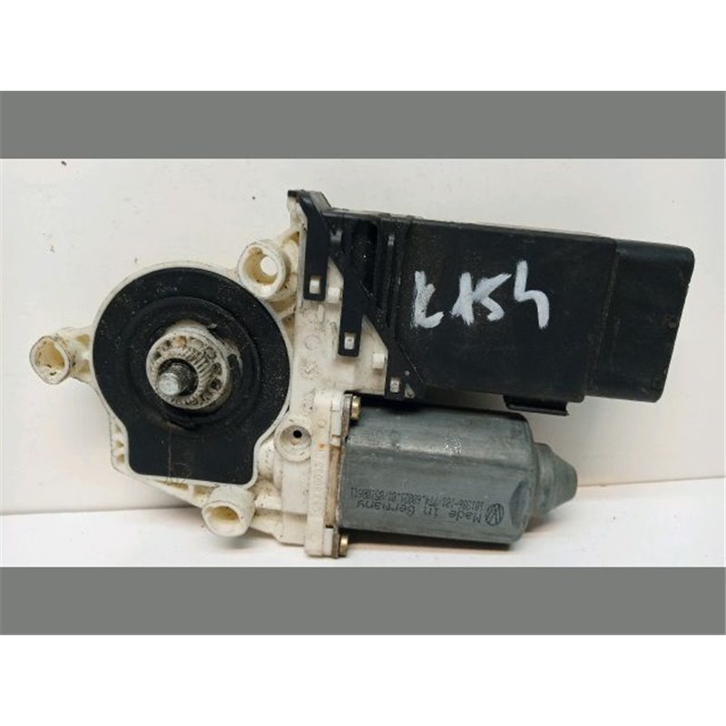 SEAT TOLEDO II (1M2) Jobb első Ablakemelő Motor