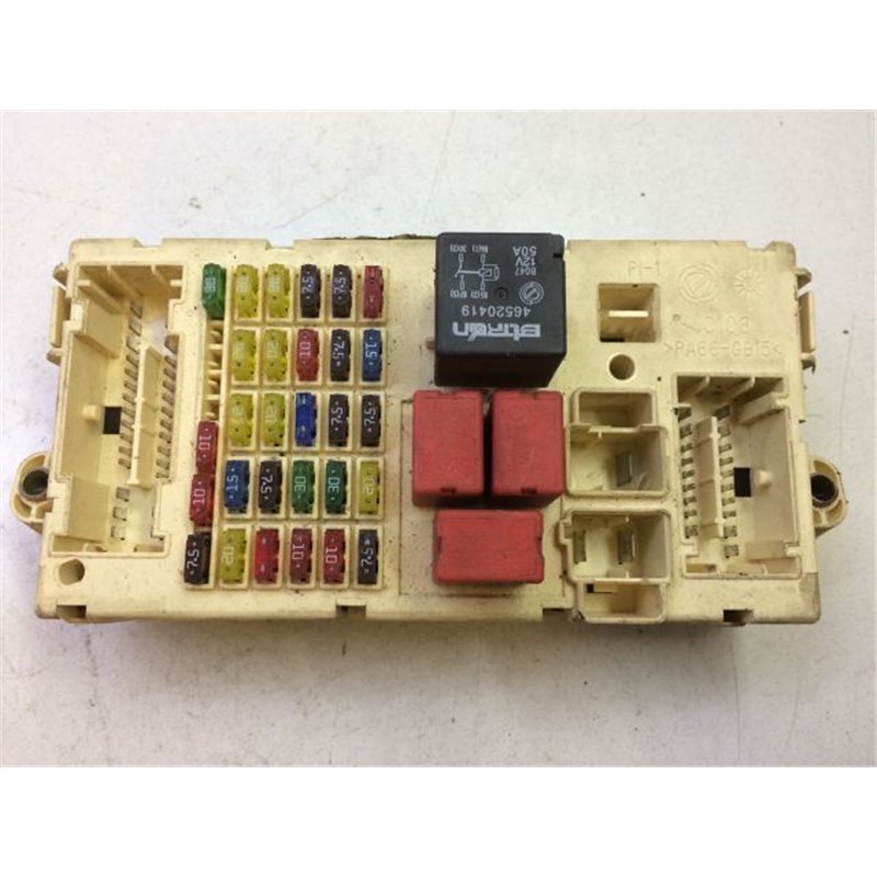 FIAT STILO (192) Biztosítéktábla Utastér