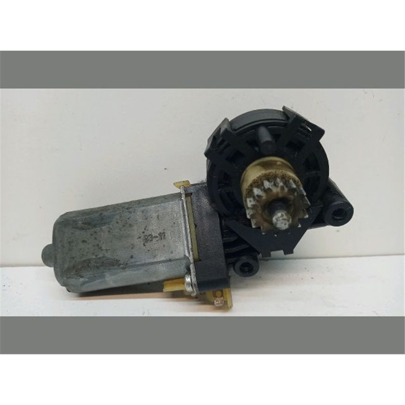 MERCEDES-BENZ CLK (C209) Bal első Ablakemelő Motor