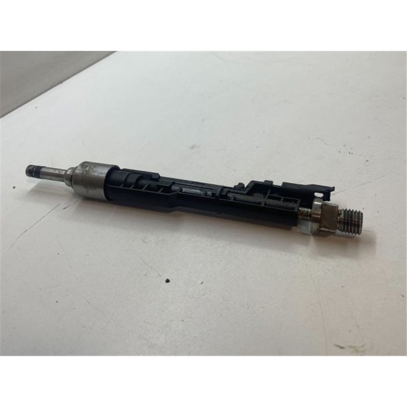 BMW X6 (F16, F86) Porlasztó (1 db)