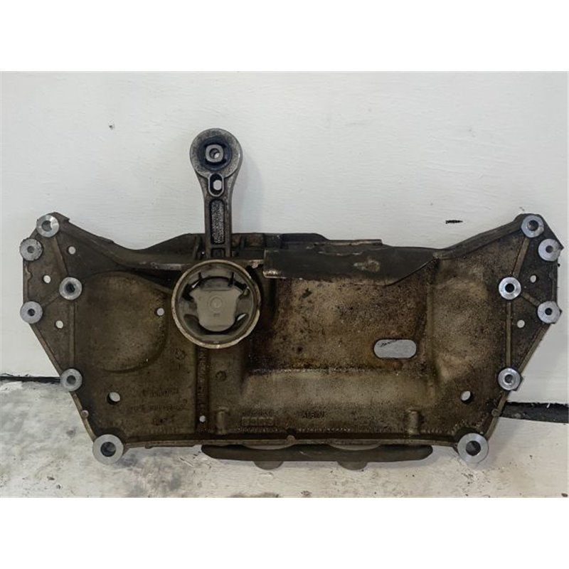 VW GOLF V (1K1) Első Bölcső