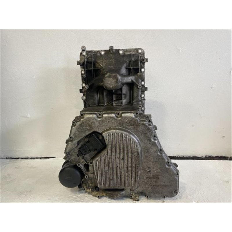 BMW X6 (F16, F86) Olajteknő