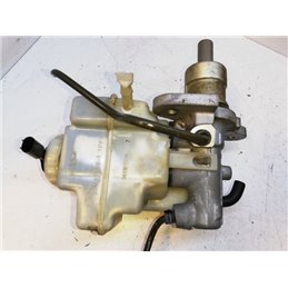 BMW 7 (E65, E66, E67) Főfékhenger