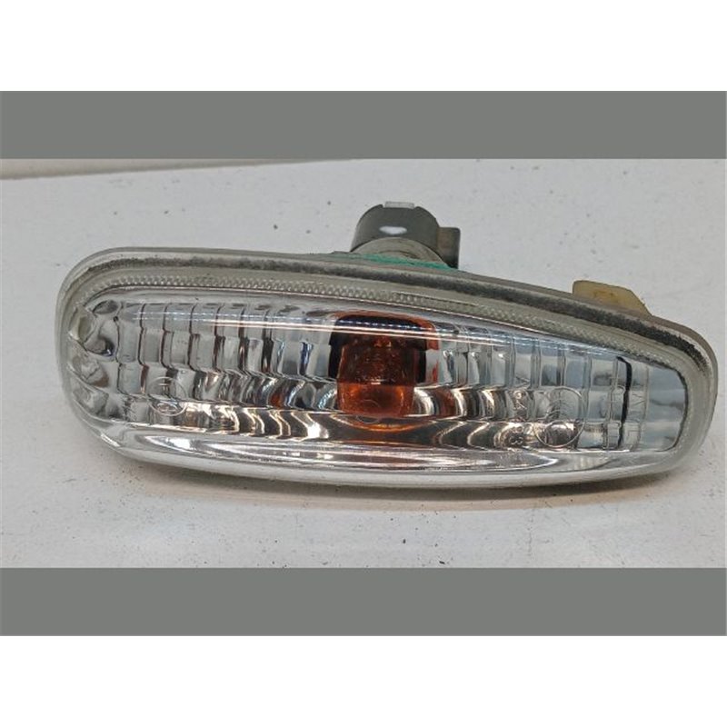 KIA CEED SW (ED) Jobb első Sárvédő Irányjelző