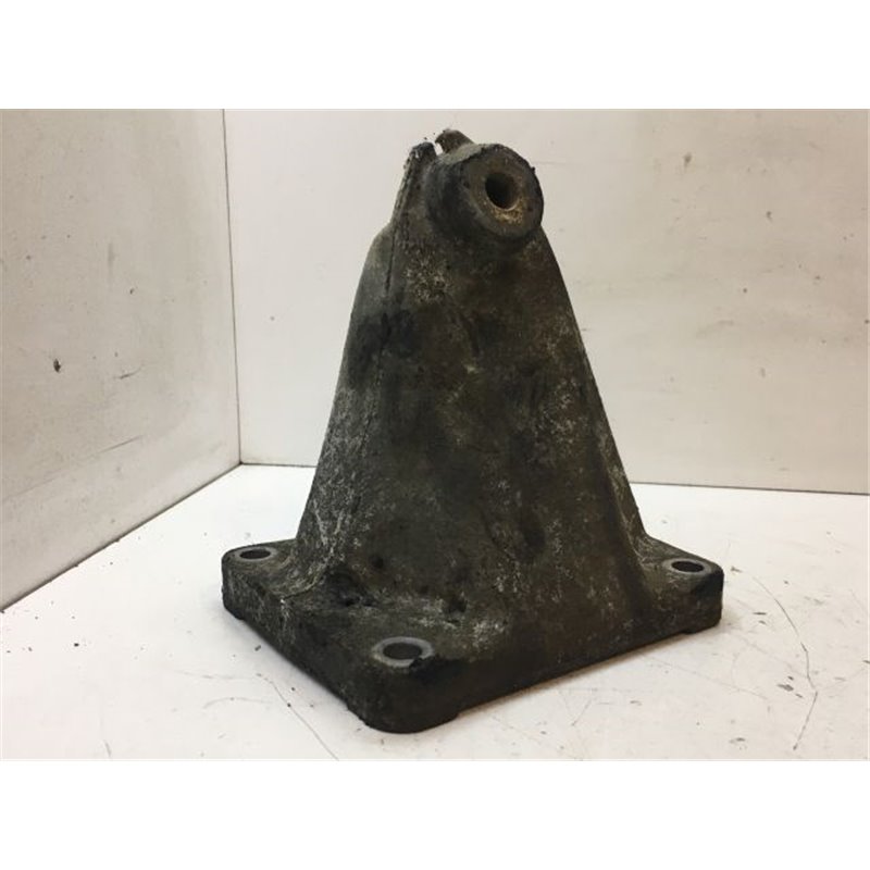 MERCEDES-BENZ C-CLASS Motor Tartó Bak (Pozíciófüggetlen)