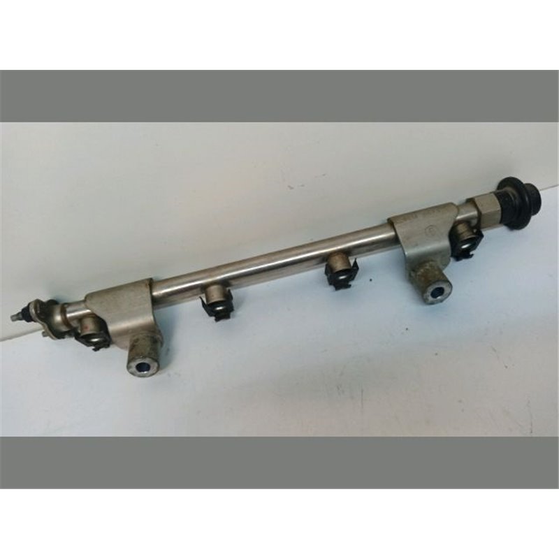 KIA CEED SW (ED) Porlasztó Sor / Híd