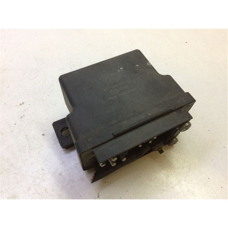 MERCEDES-BENZ E-CLASS (W124) Izzító Relé