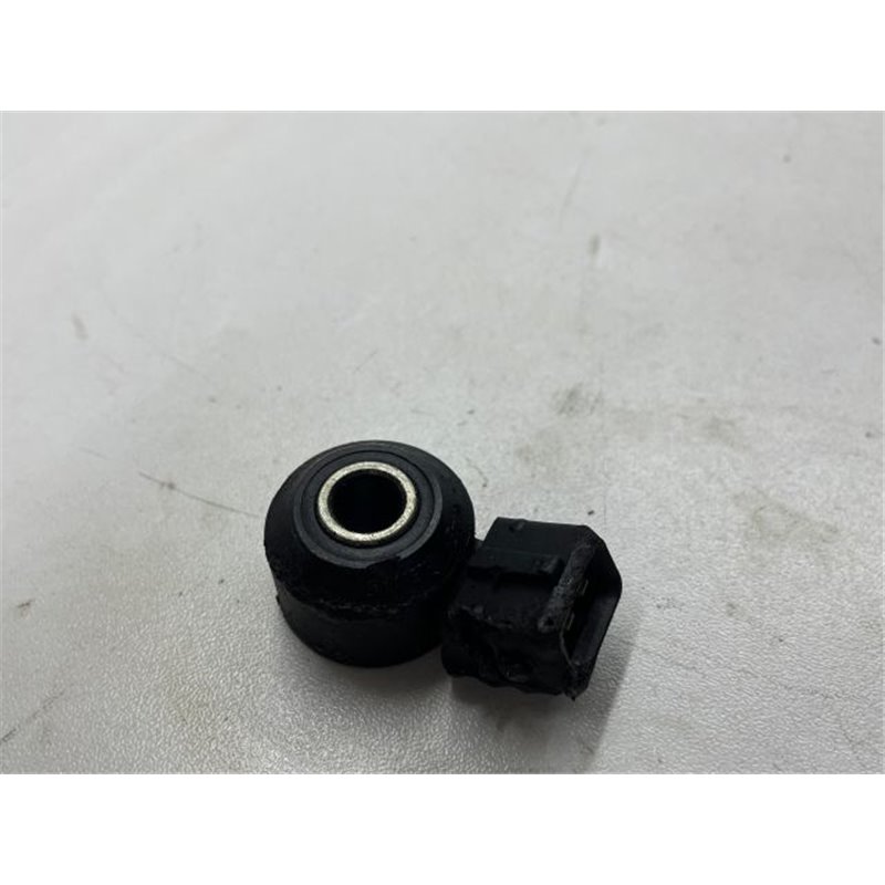 BMW X6 (F16, F86) Kopogás Jeladó