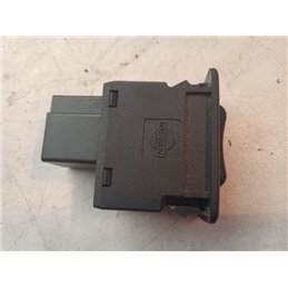 NISSAN PRIMERA Bal első Ülésfűtés Kapcsoló