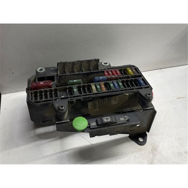 BMW 7 (E65, E66, E67) Biztosítéktábla Utastér