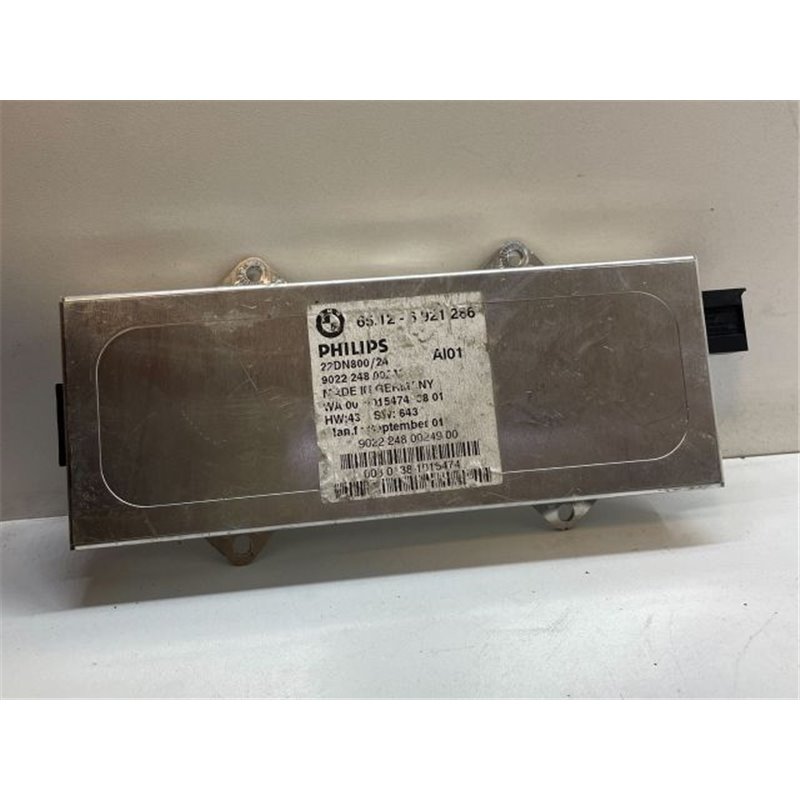 BMW 7 (E65, E66, E67) Antenna Erősítő