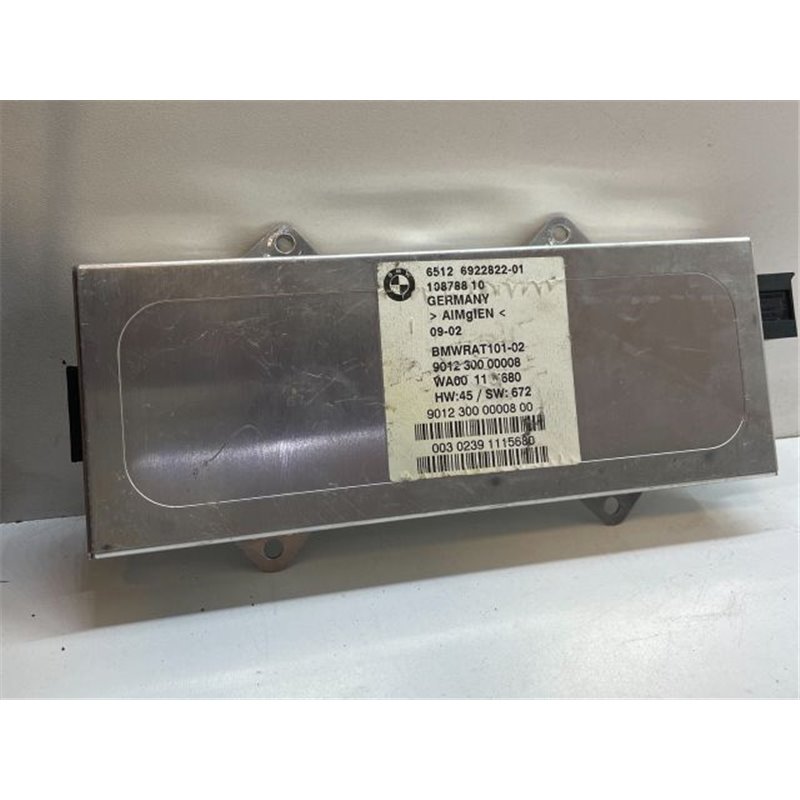 BMW 7 (E65, E66, E67) Antenna Erősítő