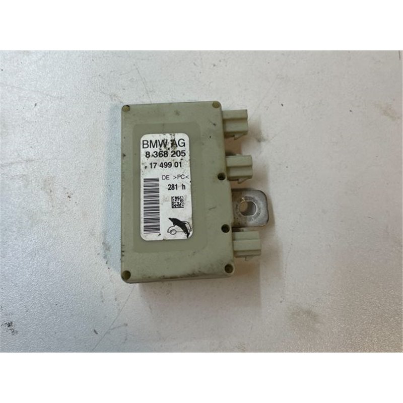 BMW 7 (E65, E66, E67) Antenna Erősítő
