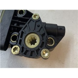 BMW 7 (E65, E66, E67) Tetőablak Motor