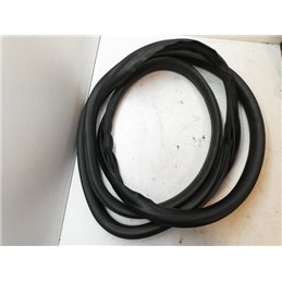 VOLVO V50 (MW) Jobb első Gumikéder