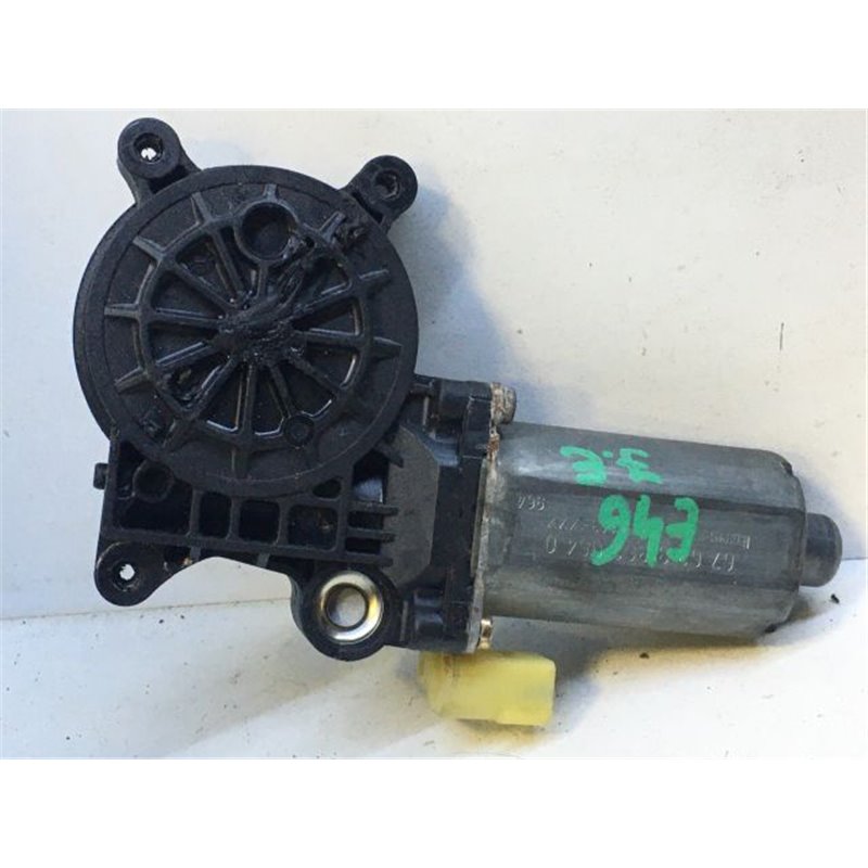 BMW 3 (E46) Jobb első Ablakemelő Motor