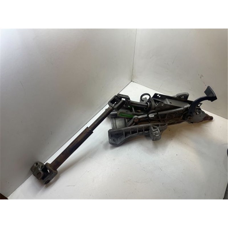 VOLVO V50 (MW) Kormányoszlop