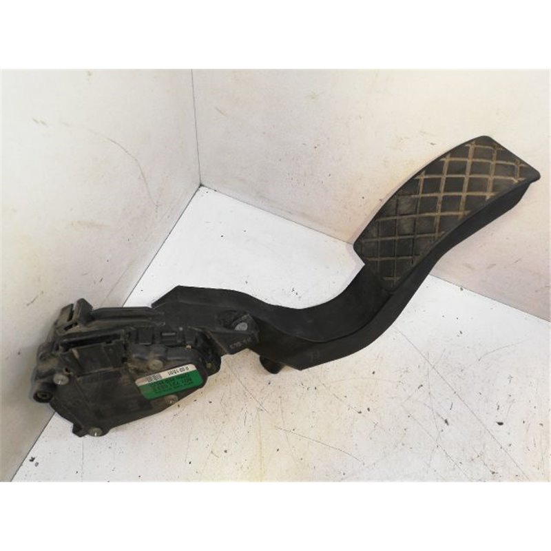 VW PASSAT Variant (3B6) Gázpedál (Elektromos)