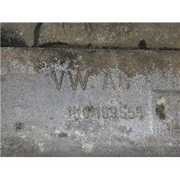 VW GOLF V (1K1) Motor Tartó Bak Jobb