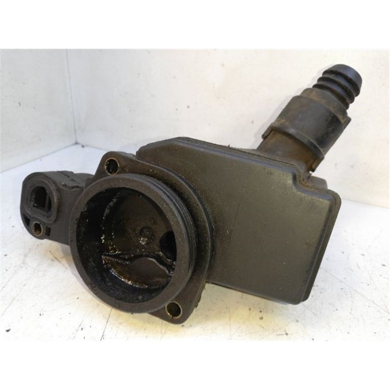 VW GOLF III (1H1) Kartergáz Visszavezető Ház