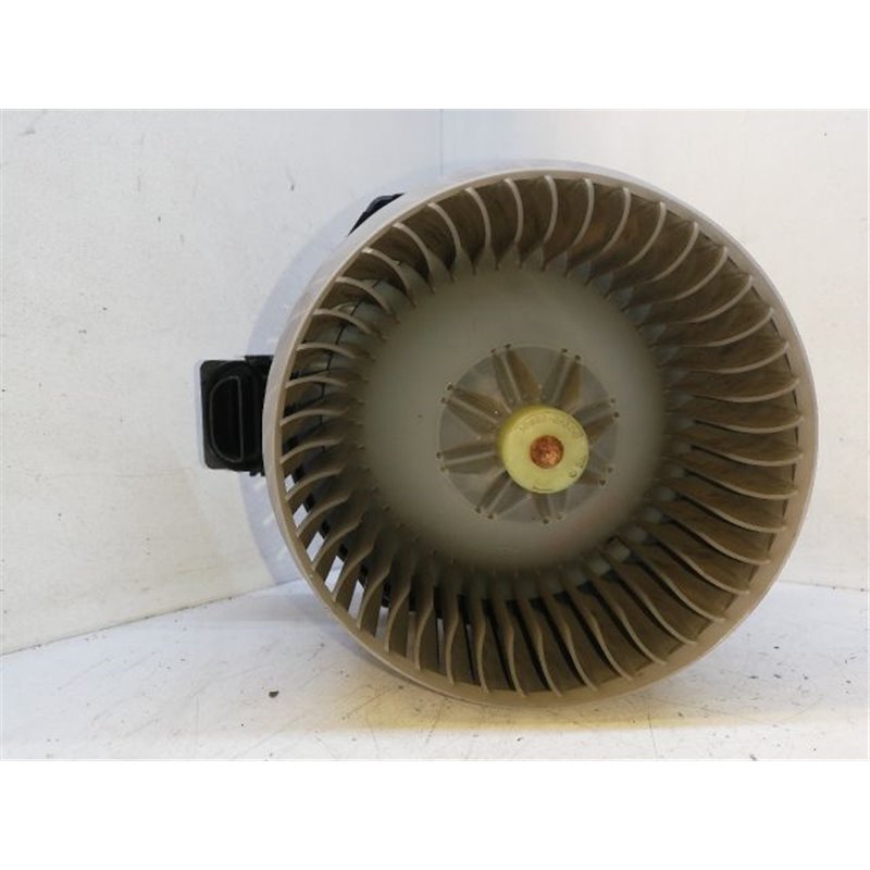 TOYOTA YARIS (SCP9_, NSP9_, KSP9_, NCP9_, ZSP9_) Fűtőmotor (Klímás)