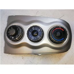 TOYOTA YARIS (SCP9_, NSP9_, KSP9_, NCP9_, ZSP9_) Fűtéskapcsoló (manuális klímás)