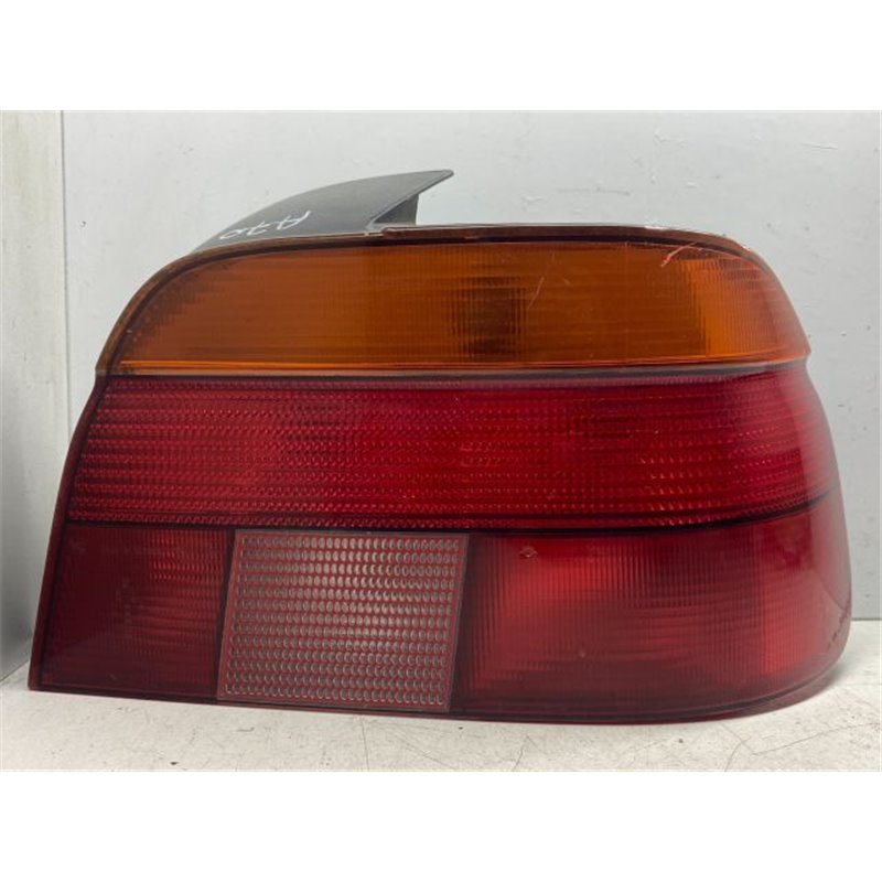BMW 5 (E39) Jobb Hátsó Lámpa