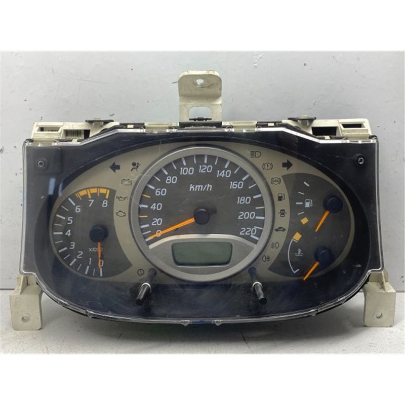 NISSAN ALMERA TINO (V10) Kilométeróra