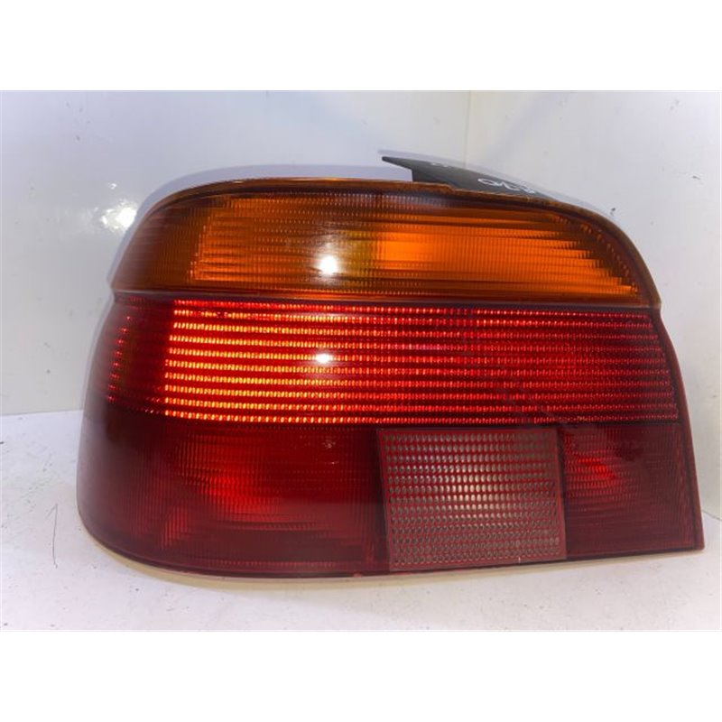 BMW 5 (E39) Bal Hátsó Lámpa
