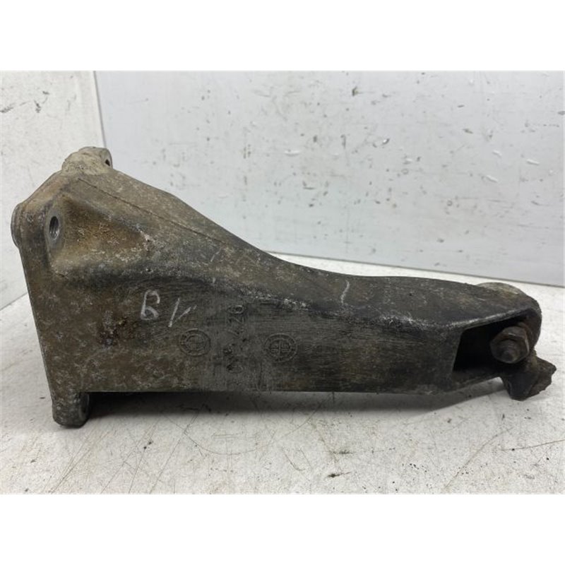 BMW 5 (E39) Motor Tartó Bak (Pozíciófüggetlen)