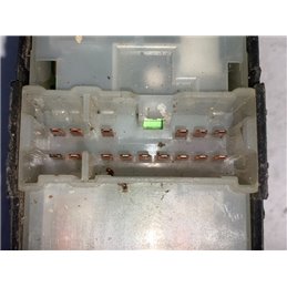 NISSAN ALMERA II (N16) Bal első Ablakemelő Kapcsoló