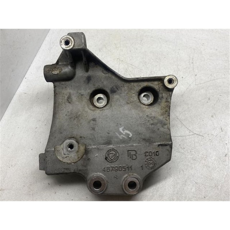 FIAT STILO (192) Motor Tartó Bak (Pozíciófüggetlen)