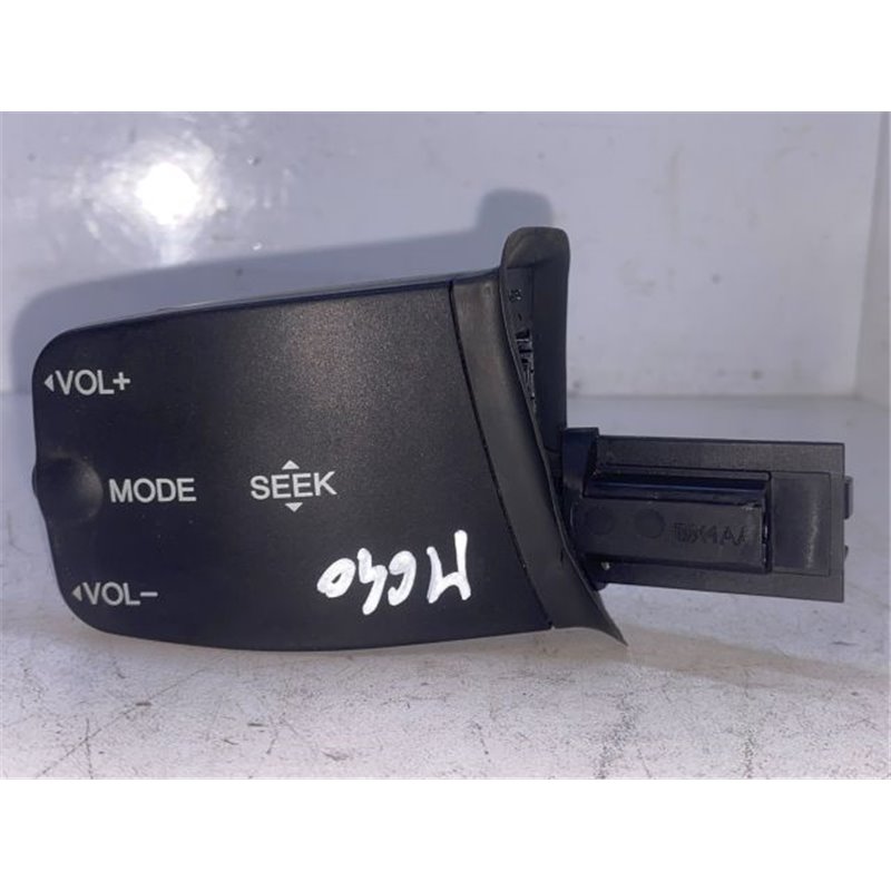 FORD FOCUS II (DA_) Bal Multikormány Kapcsoló