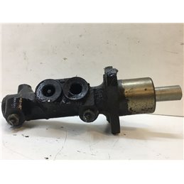 VW GOLF III Főfékhenger