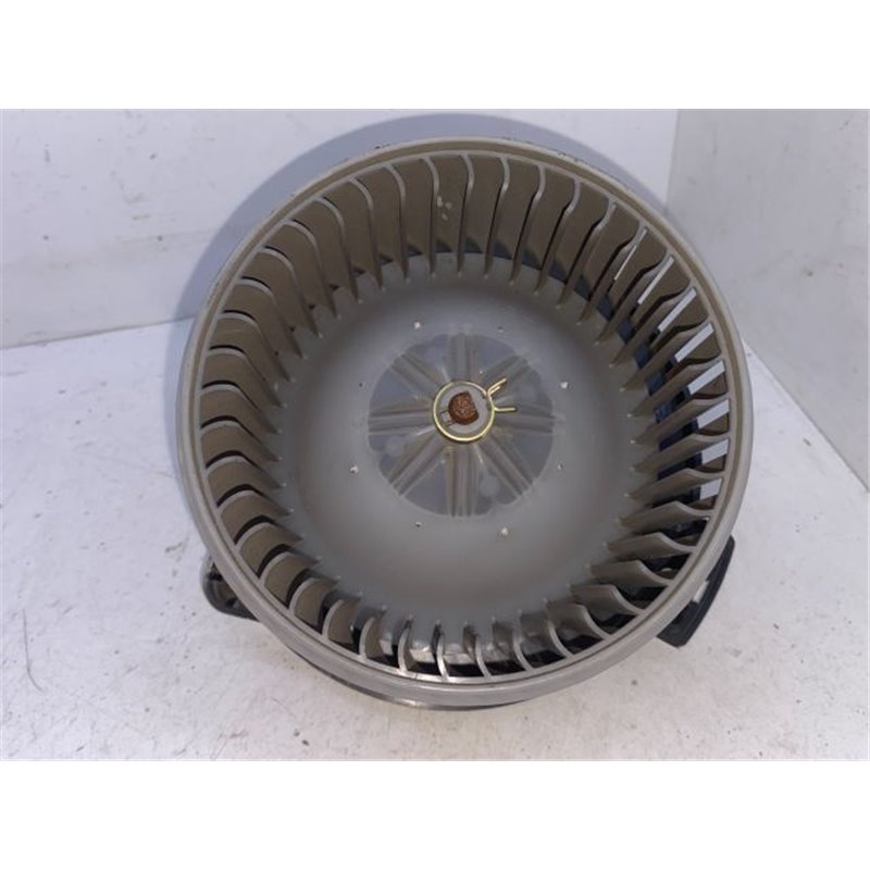 TOYOTA YARIS (SCP1_, NLP1_, NCP1_) Fűtőmotor (Klímás)