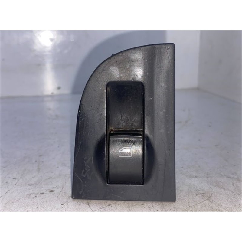 AUDI A6 (4B, C5) Jobb hátsó Ablakemelő Kapcsoló