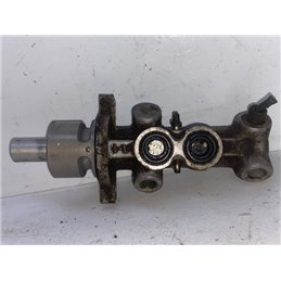 TOYOTA YARIS (SCP1_, NLP1_, NCP1_) Főfékhenger