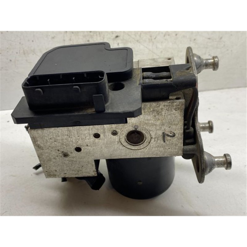 MERCEDES-BENZ E-CLASS (W210) ABS Kocka