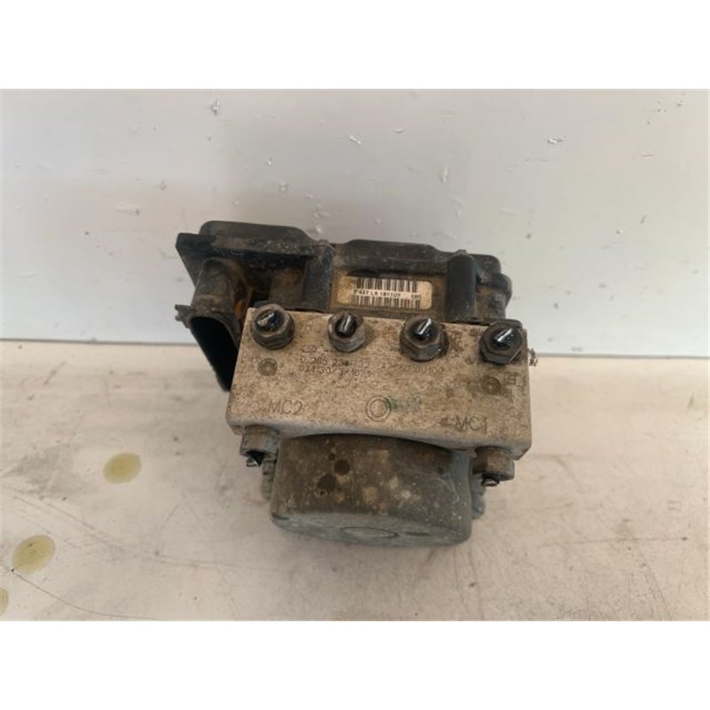 NISSAN NOTE (E11) ABS Kocka