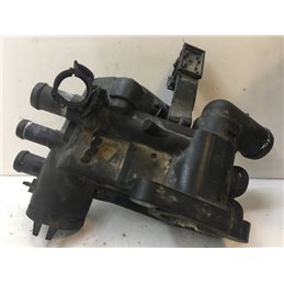 VW POLO IV Termosztátház