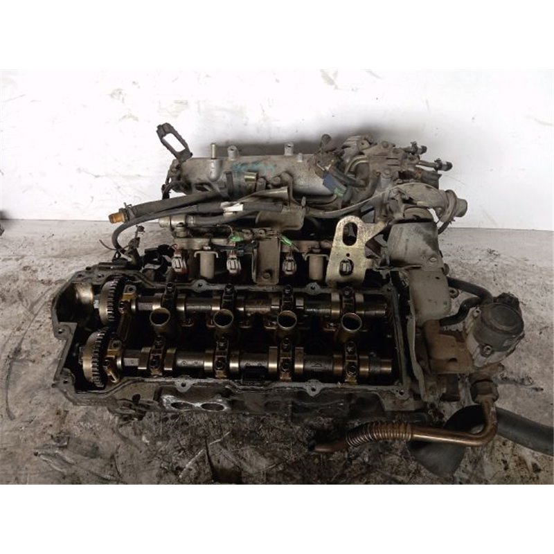 NISSAN ALMERA II (N16) Hengerfej