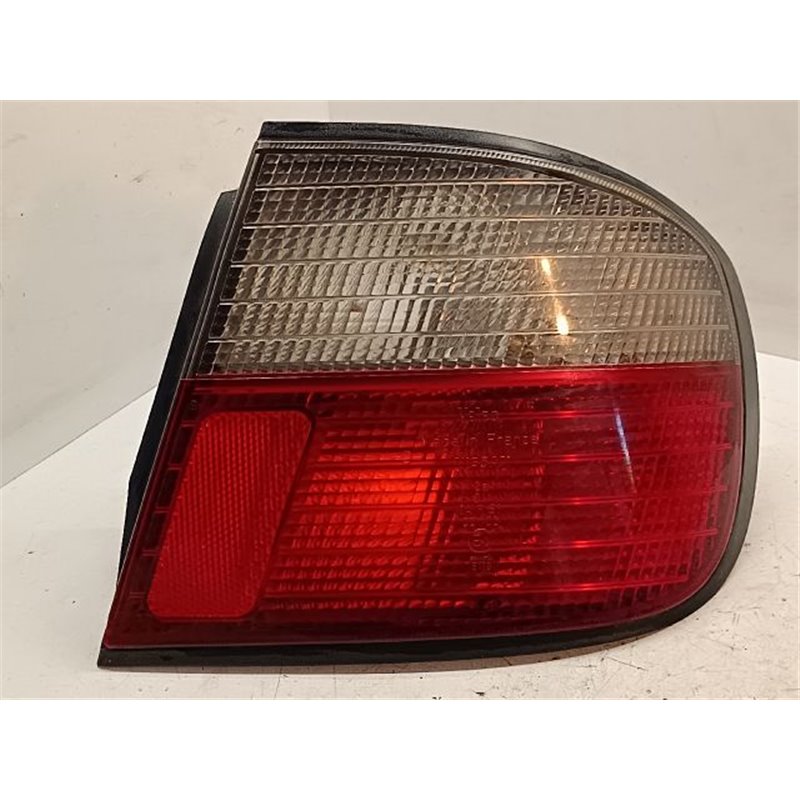 NISSAN PRIMERA (P11) Jobb Külső Hátsó Lámpa