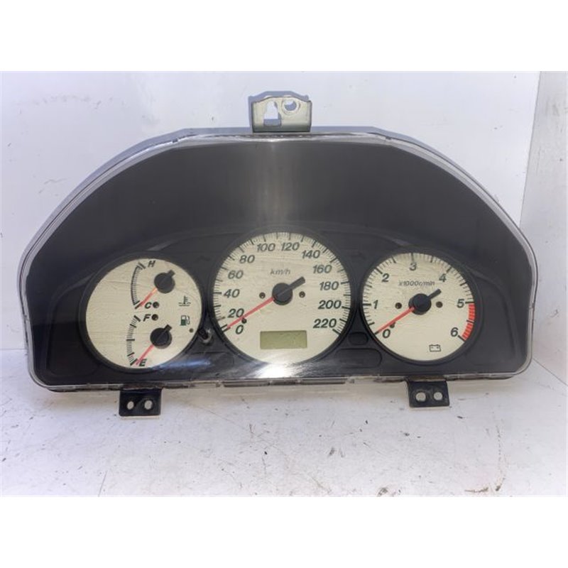 MAZDA PREMACY (CP) Kilométeróra