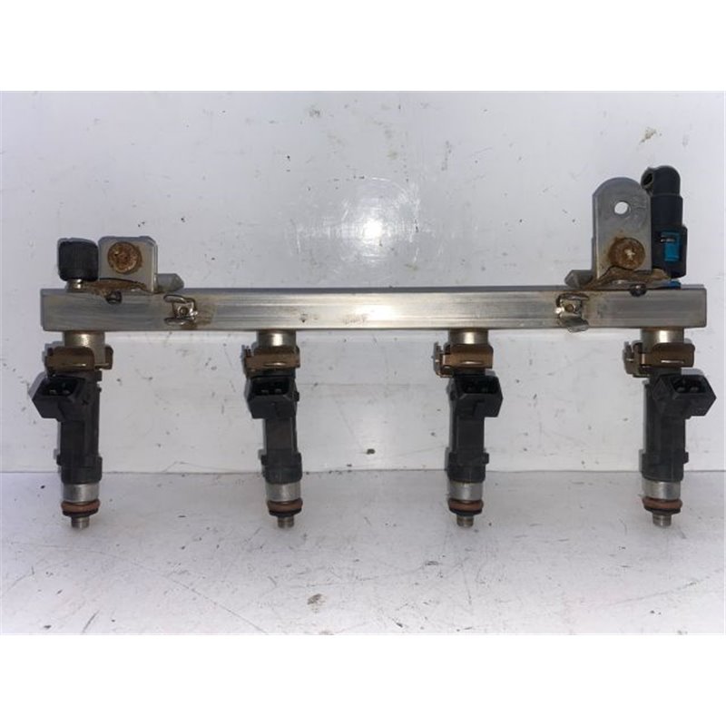 OPEL CORSA D Porlasztó Sor / Híd