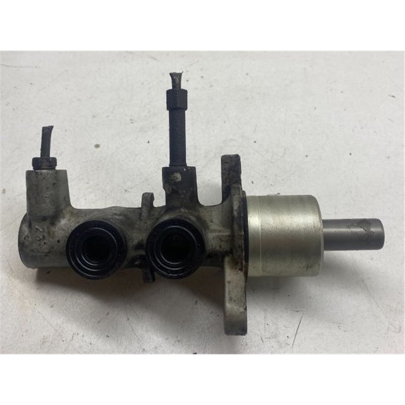 OPEL ZAFIRA A (F75_) Főfékhenger